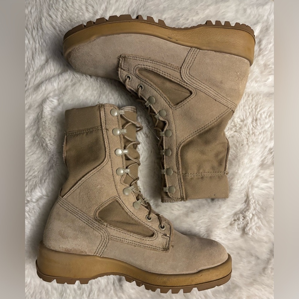 Wellco Deseret Tan HOT WEATHER FLAME RESISTANT VIBRAM SOLE COMBAT BOOT Size 5.5 - Picture 3 of 9